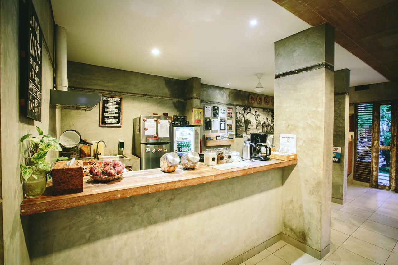 Lokal Bali Hostel Кута Экстерьер фото