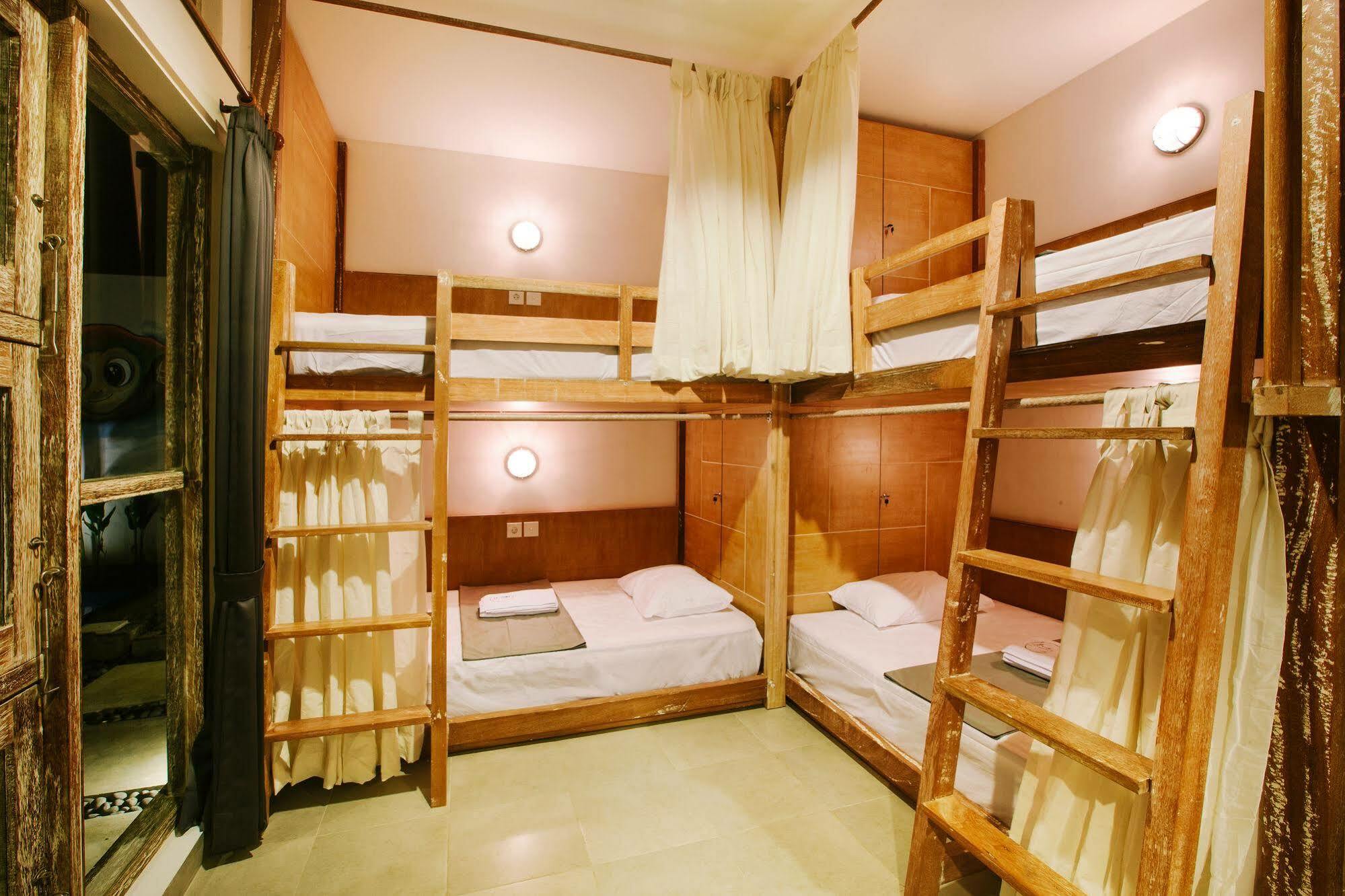 Lokal Bali Hostel Кута Экстерьер фото